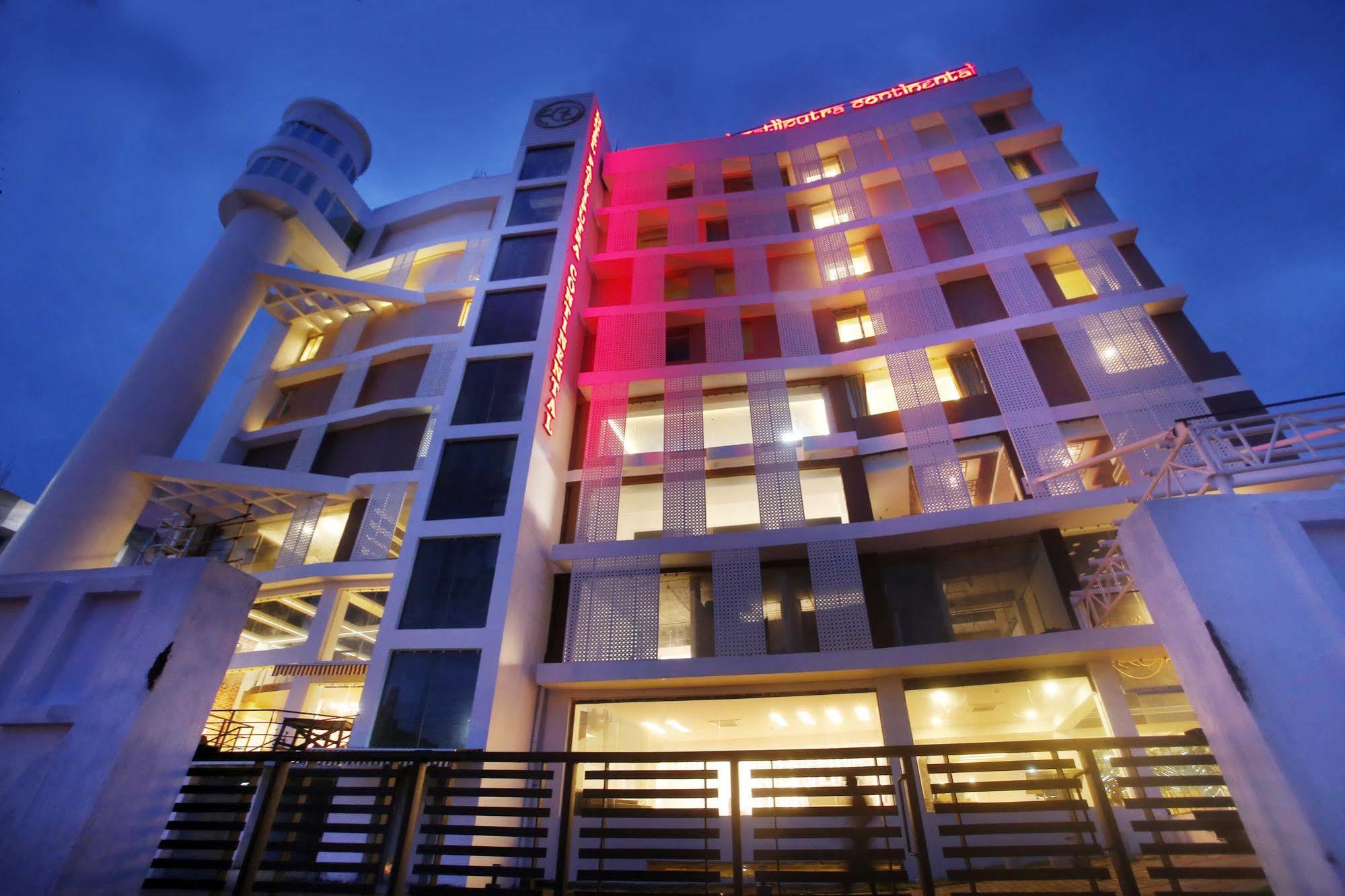 Hotel Patliputra Continental Patna  Bagian luar foto