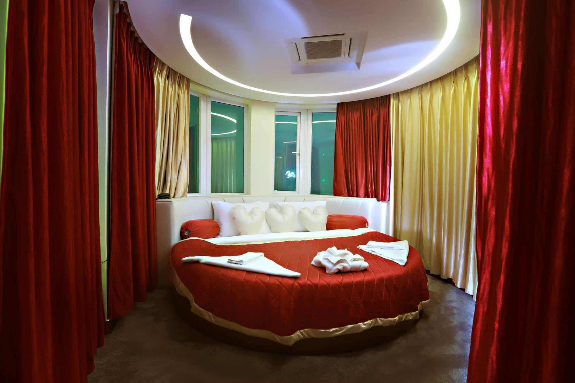 Hotel Patliputra Continental Patna  Bagian luar foto