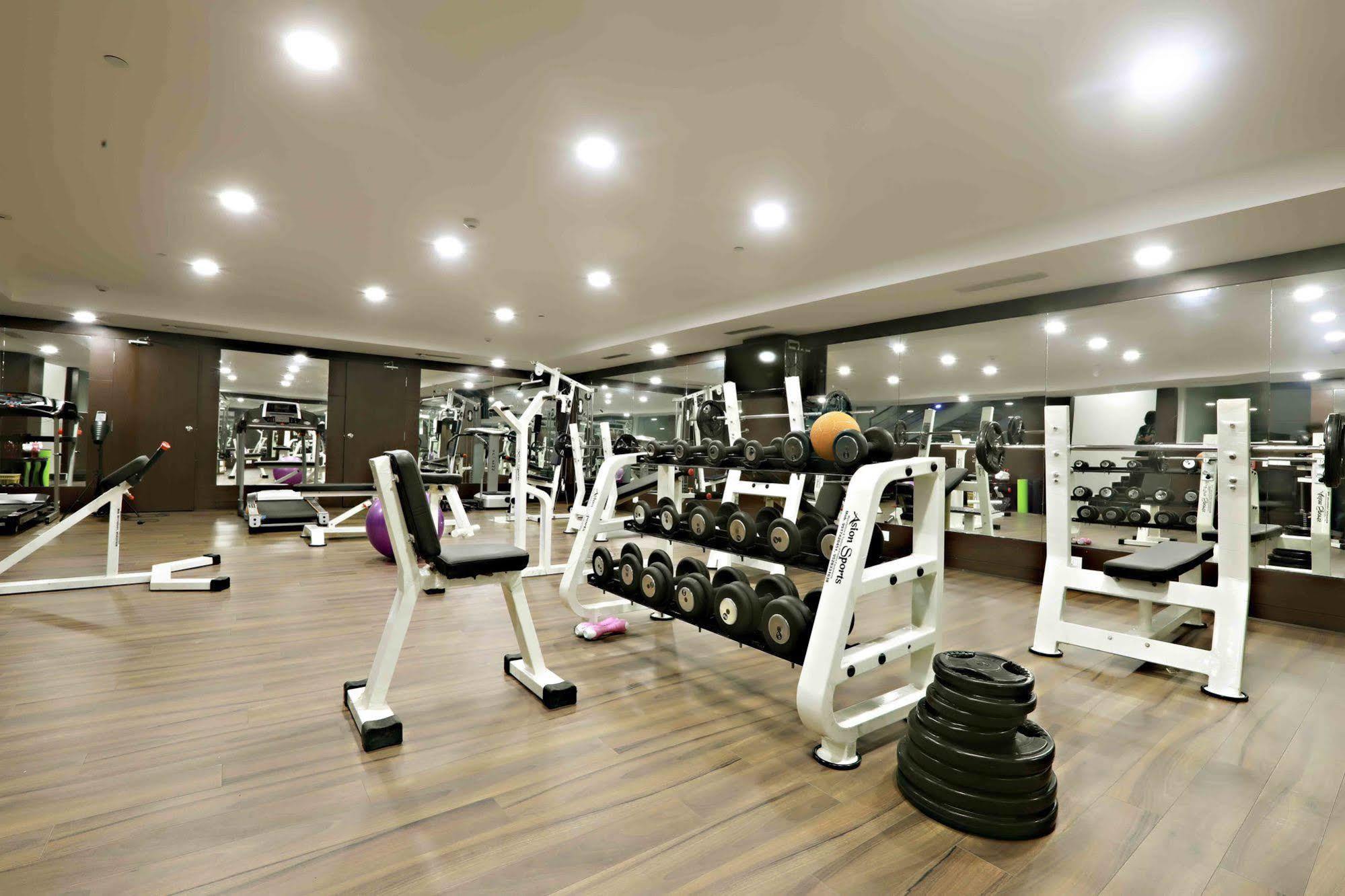 Hotel Patliputra Continental Patna  Bagian luar foto